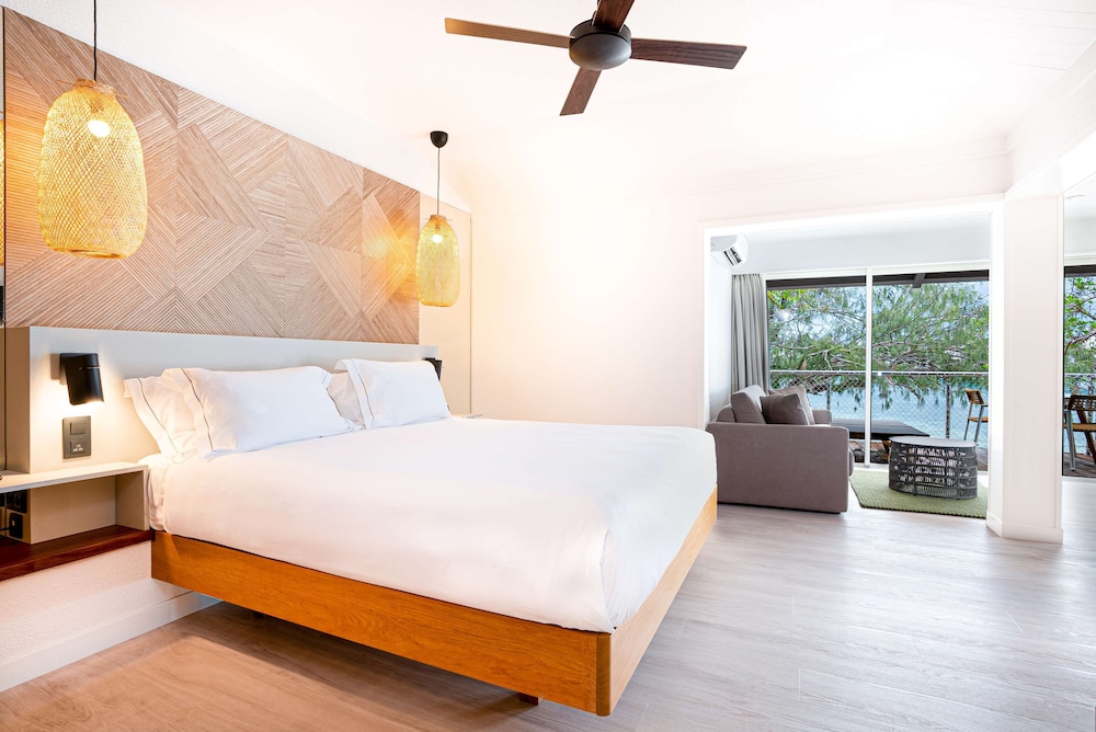Bungalow, 1 King Bed - Photo 1