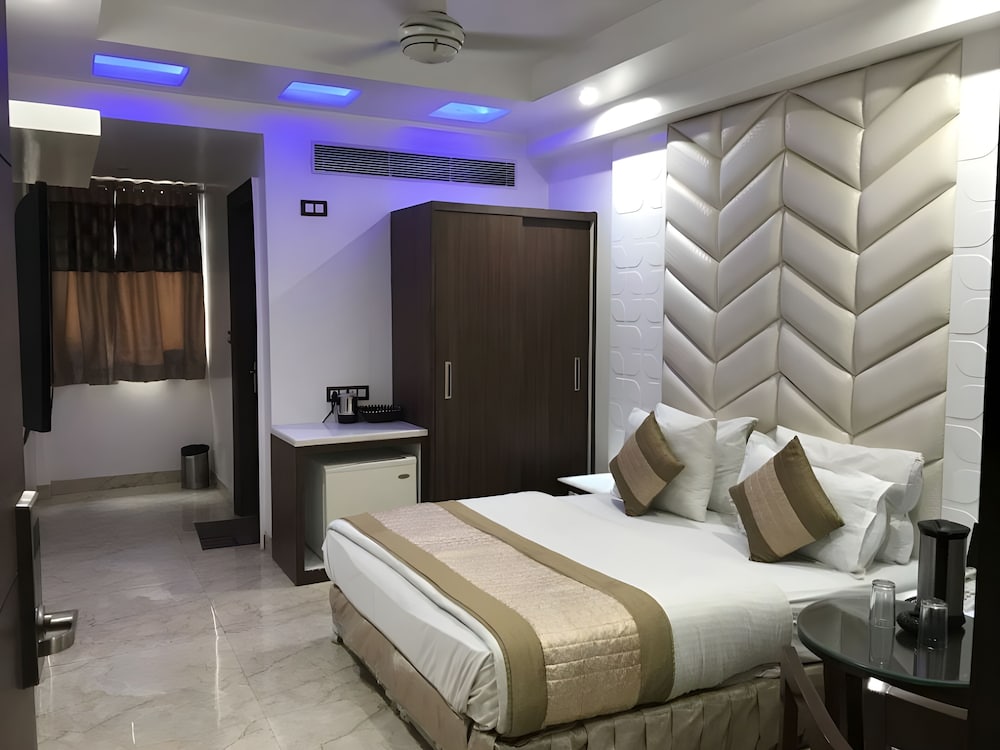 Executive Room - Photo 3