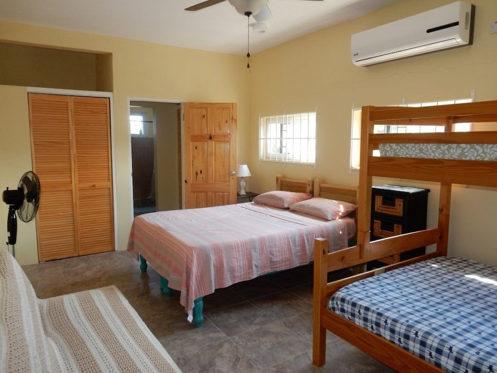 Room photo 2