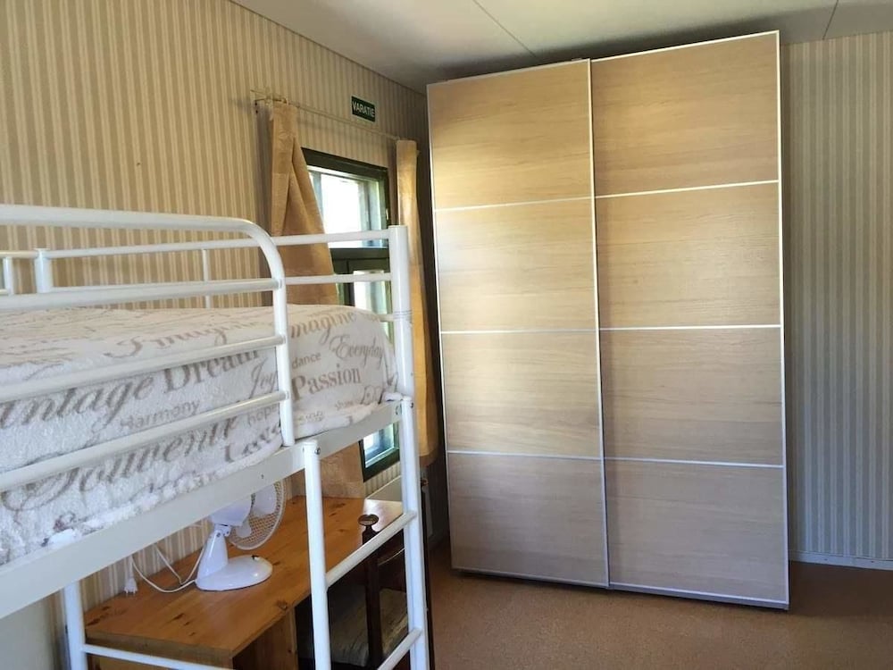 Bunk Beds, Number 7 photo 2
