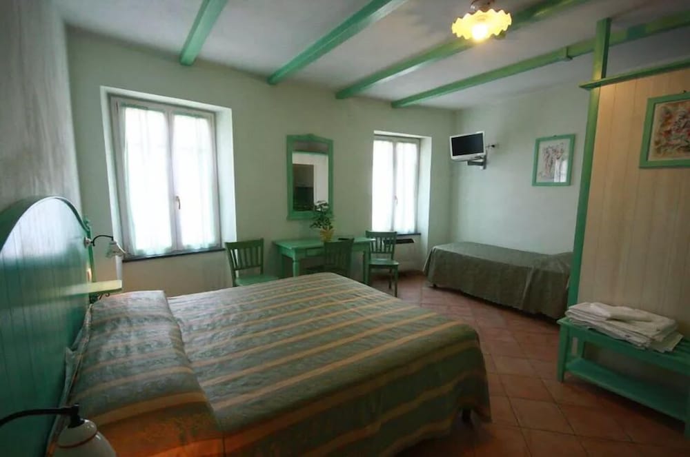 Family Room (2+2 - dependance) photo 1