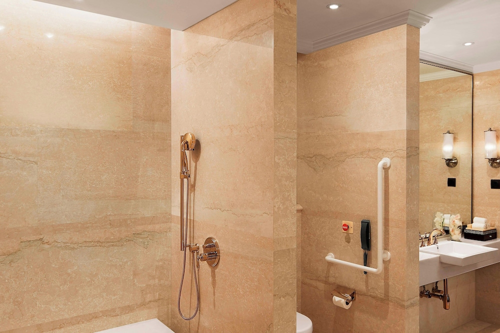 Executive Suite, 1 Bedroom - Photo 6