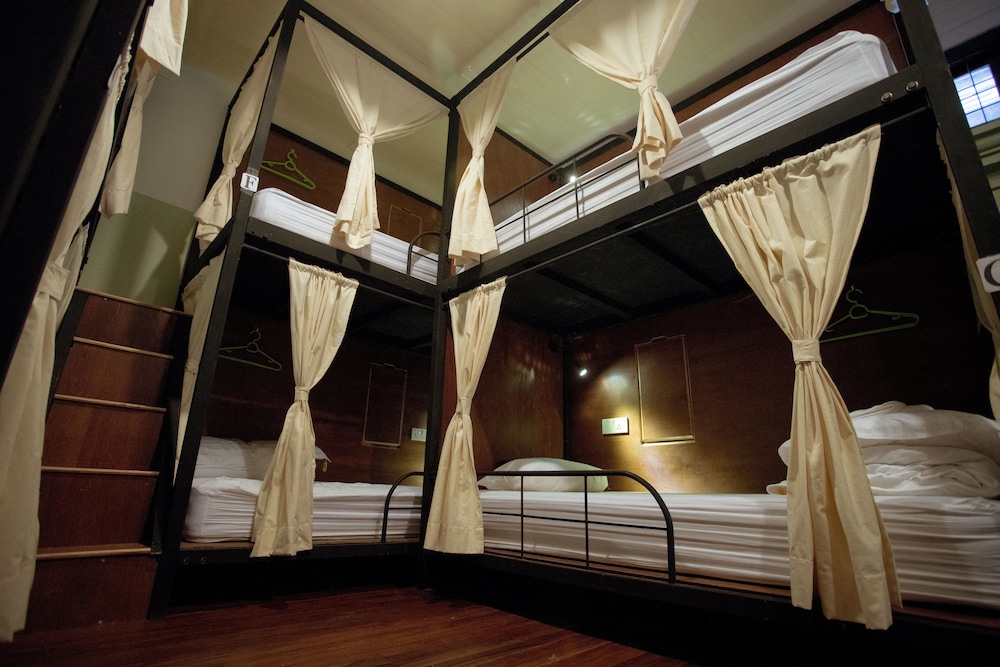 Shared Dormitory, Women only photo 1