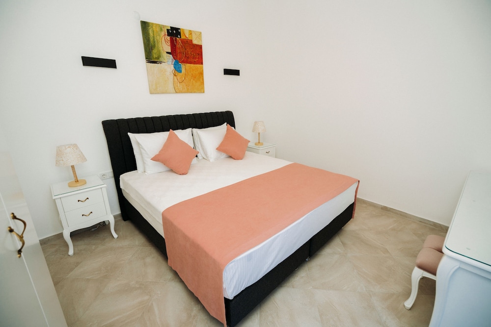 Standard Room - Photo 1