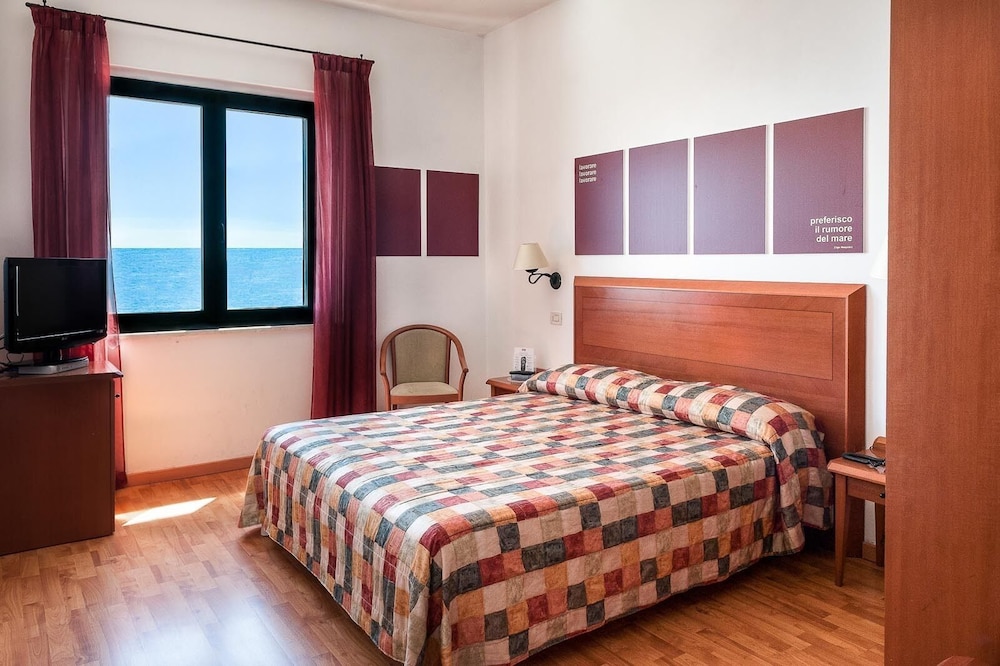 Triple Room, Sea View