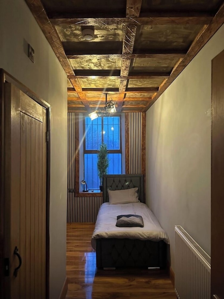 Basic Room photo 1