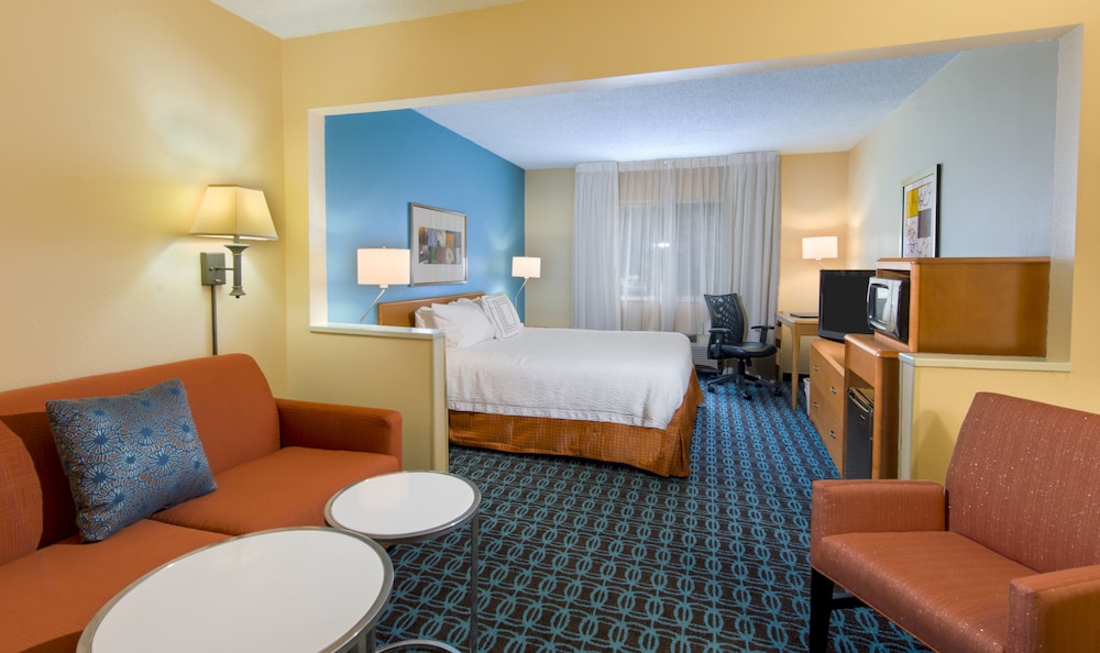Room, 1 King Bed With Sofa Bed