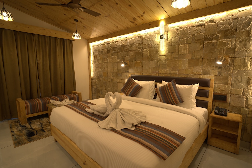 RUDRAKSH SUITES