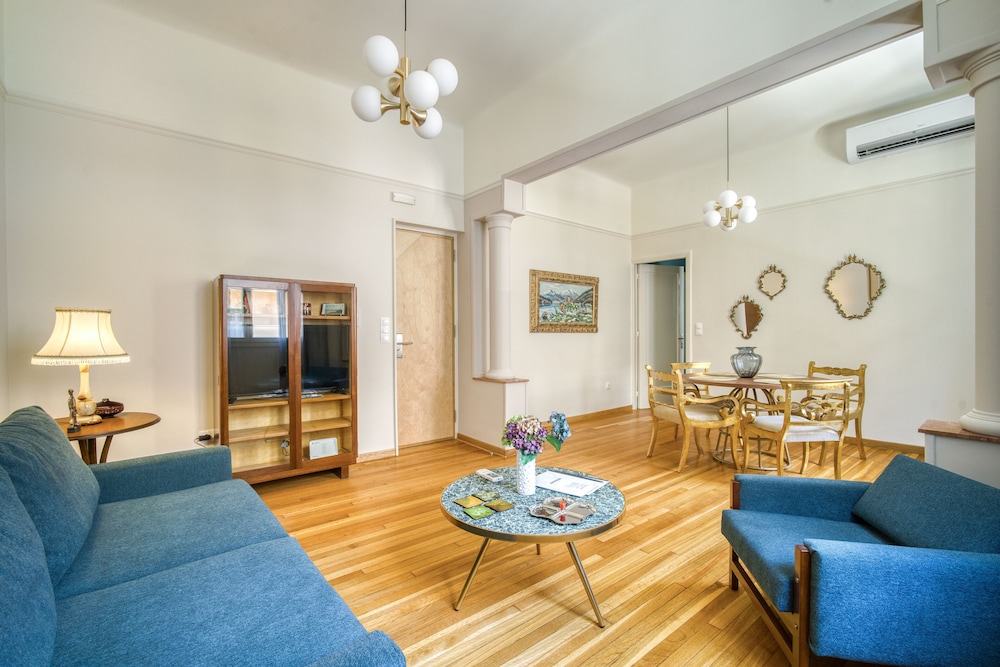 Exclusive Apartment photo 1
