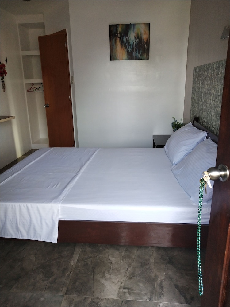 Deluxe Queen Room photo 3