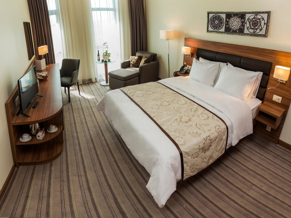 Standard Room, 1 King Bed, Non Smoking