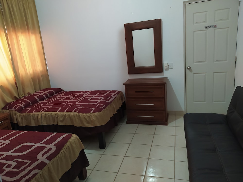 Family Room, Multiple Beds, Non Smoking, Pool View photo 3