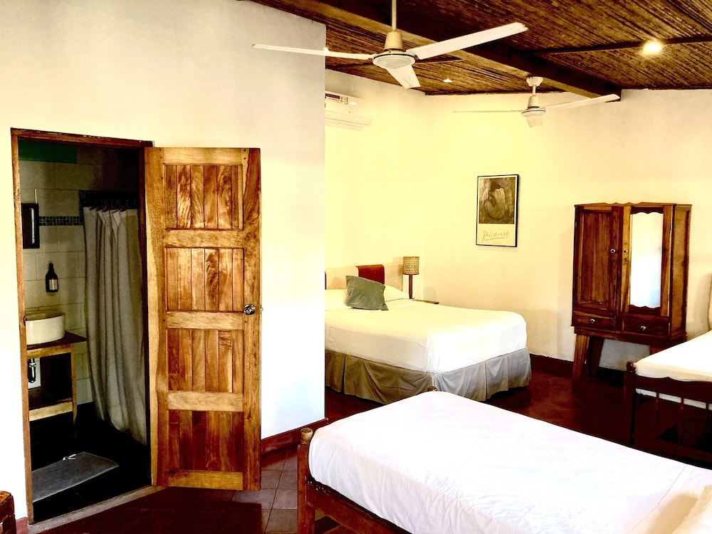 Deluxe Room, Multiple Beds, Patio, Courtyard View photo 1