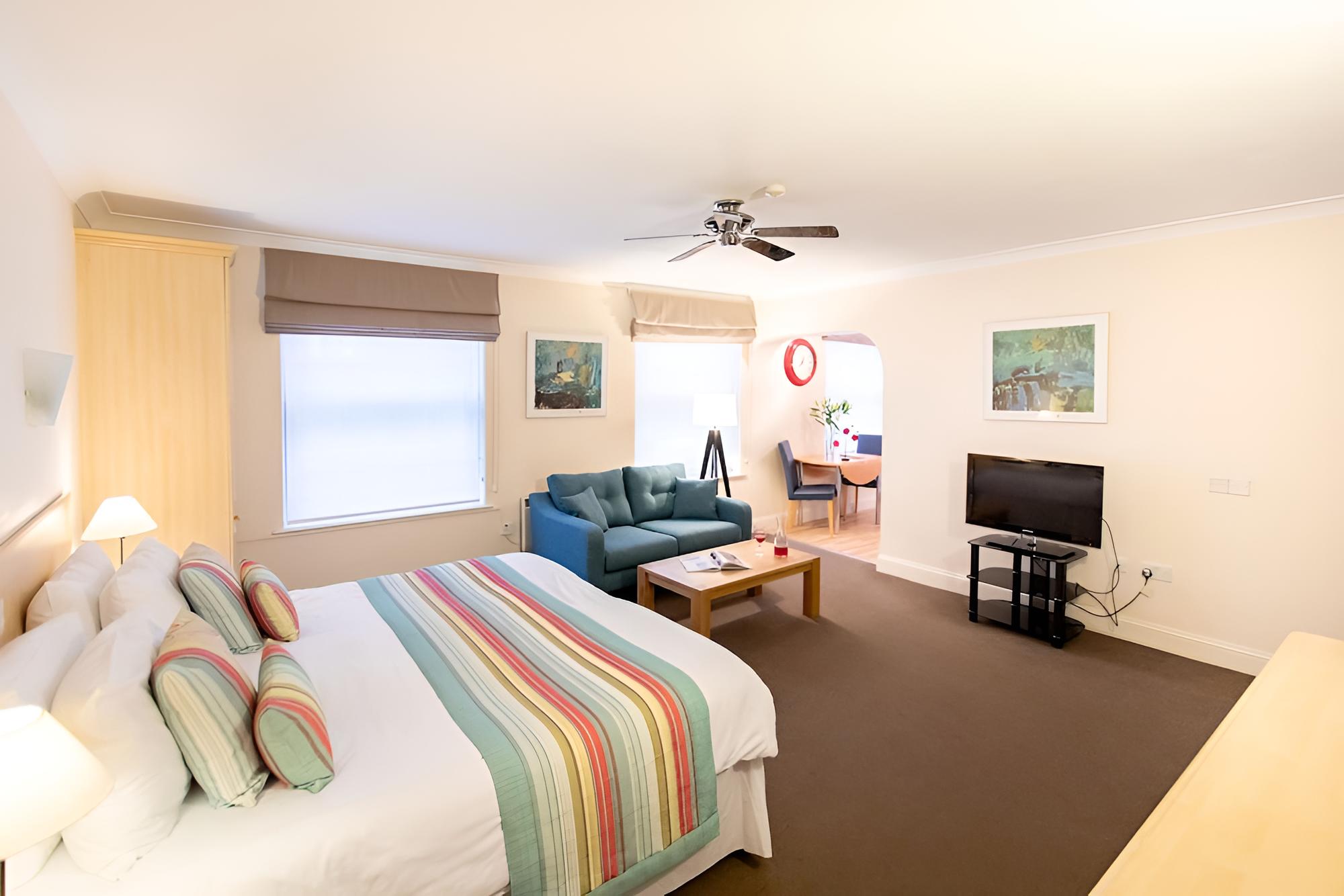 Studio Apartment - Double or Twin