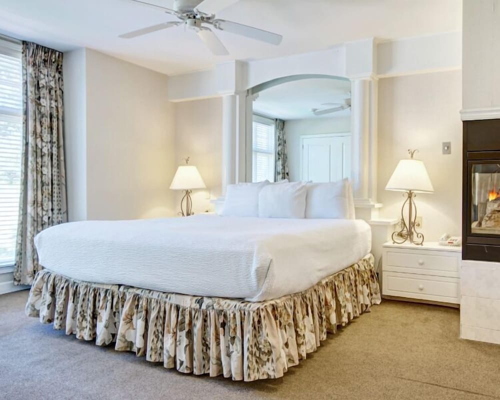 3 Bedroom Deluxe Fairway
