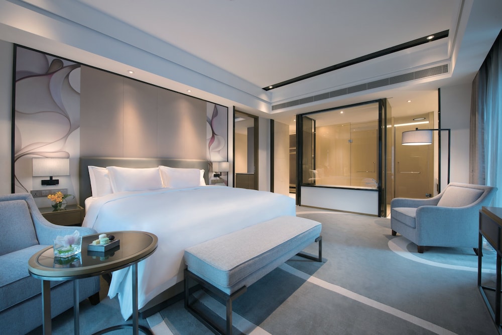 Standard Room, 2 Twin Beds, Club Lounge Access photo 2