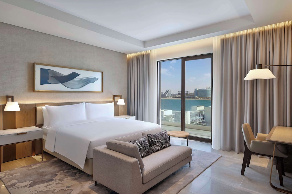 Deluxe Suite, 1 Bedroom (Theme Park Access) photo 3