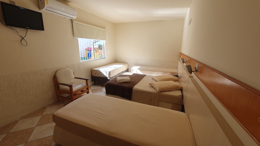 Economy Room