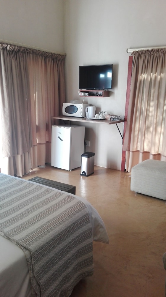 Room (5) photo 2