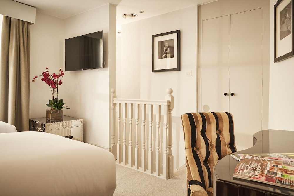 Superior Twin Room photo 2