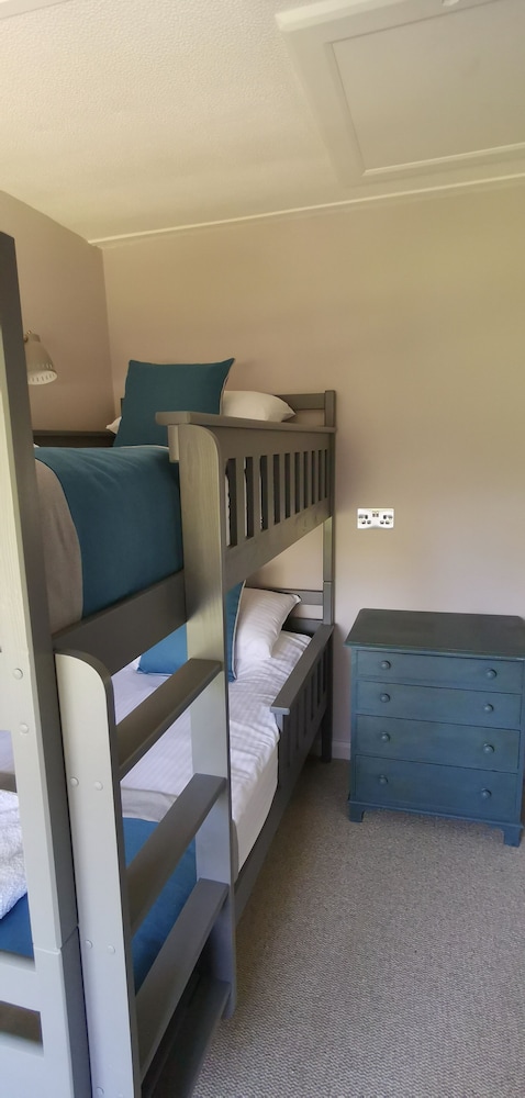 Family Room, Ensuite - Photo 5