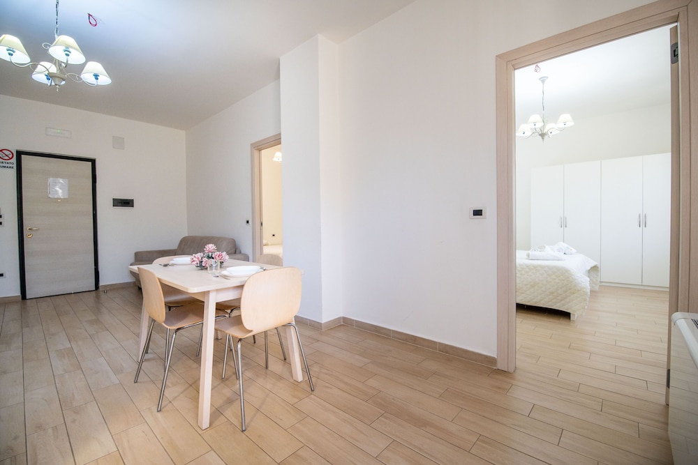 Deluxe Apartment - Photo 6