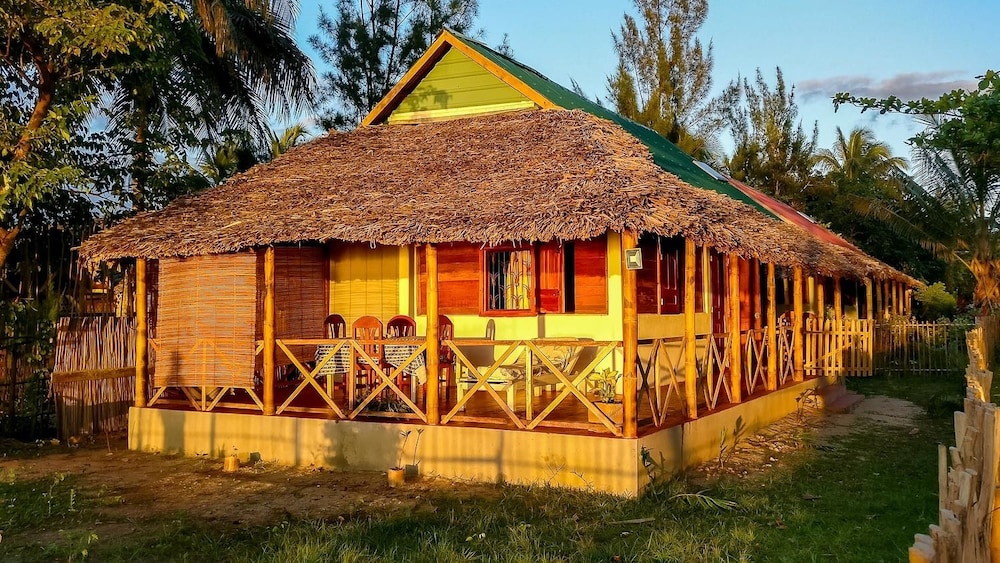 Romantic Bungalow, Lagoon View photo 2