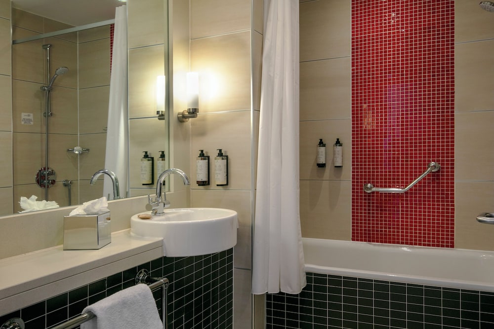 Classic King Room - Photo 4