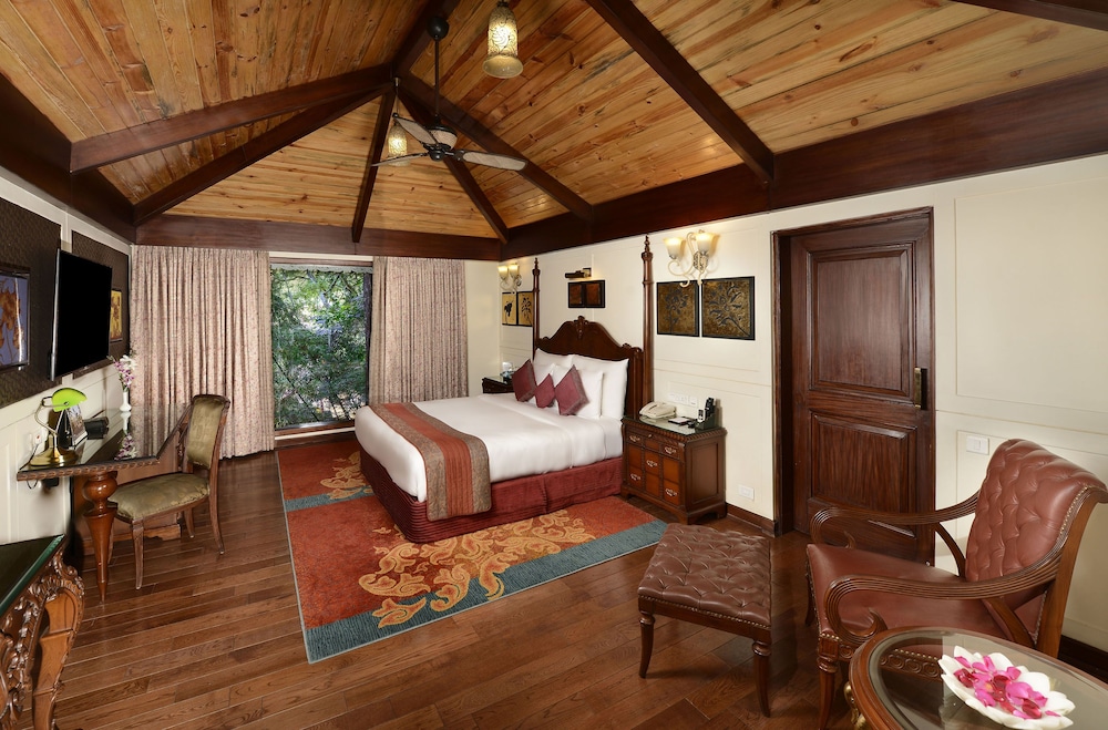 Royal Villa photo 2