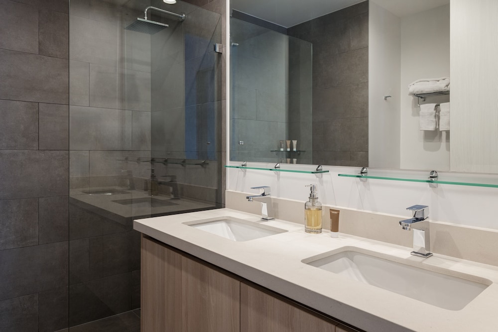 One Bedroom Apartment DLX photo 2