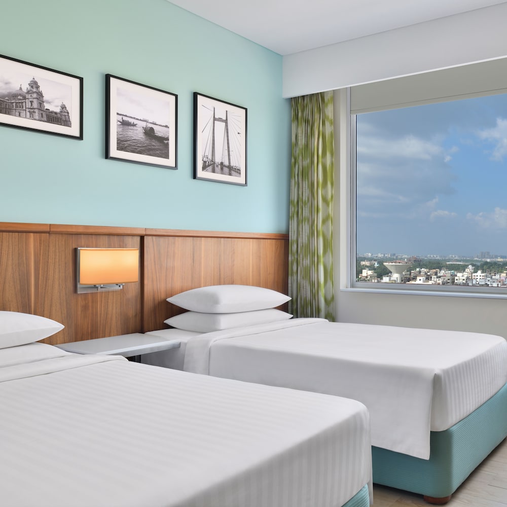 Room, 2 Twin Beds - Photo 3