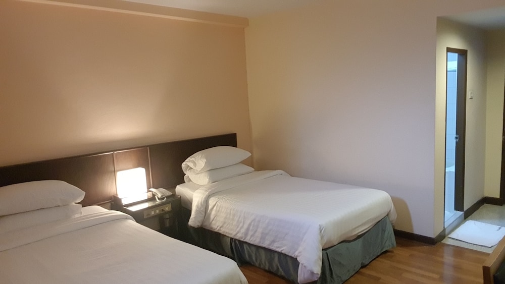 Superior Twin Room photo 2