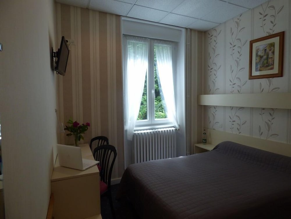 Classic Double Room, Hill View photo 3