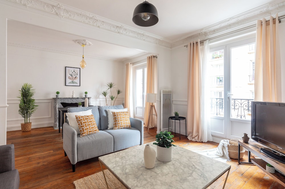 Basic Apartment