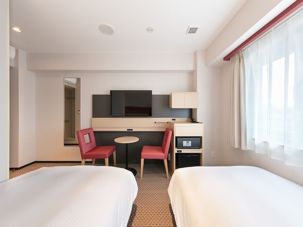 Superior Twin Room, Non Smoking photo 2