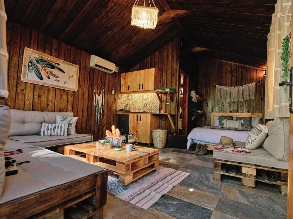 Single Room, 1 Bedroom, Valley View photo 1