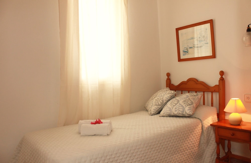 Apartment, 2 Bedrooms, Balcony, Sea View (3 adults + 1 child) photo 2
