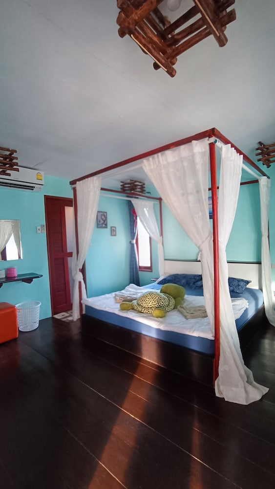 Standard Room, Desert View