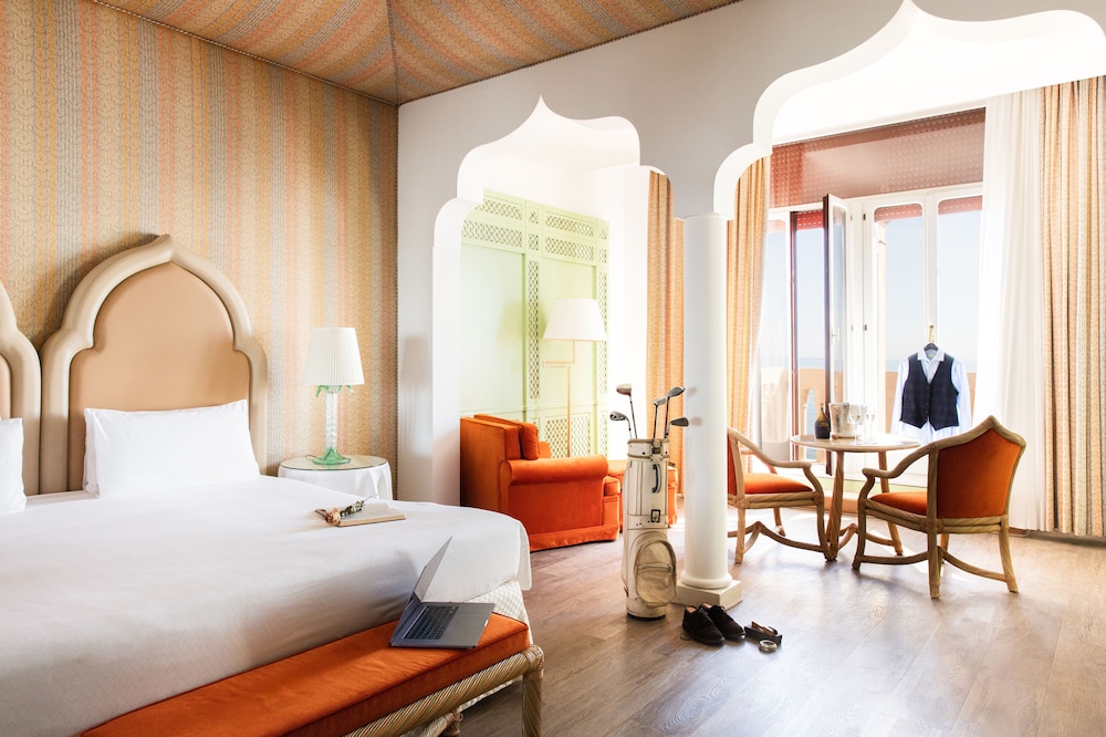 Deluxe Room, Sea View (Grand)