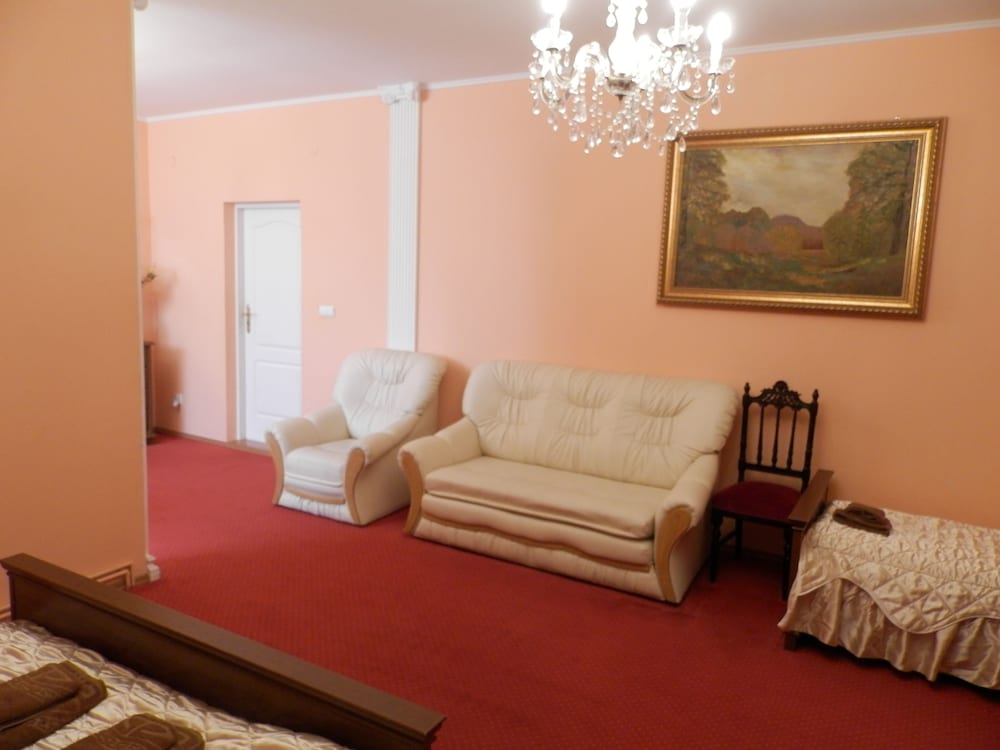Room (7 Persons; Number 205) photo 2