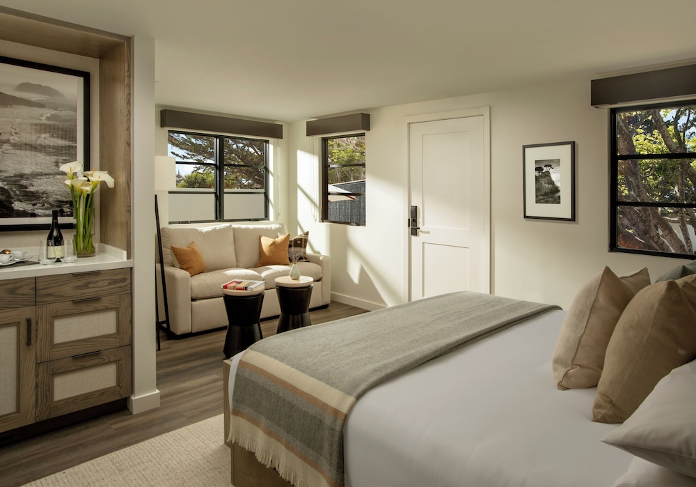 Courtyard Suite photo 1