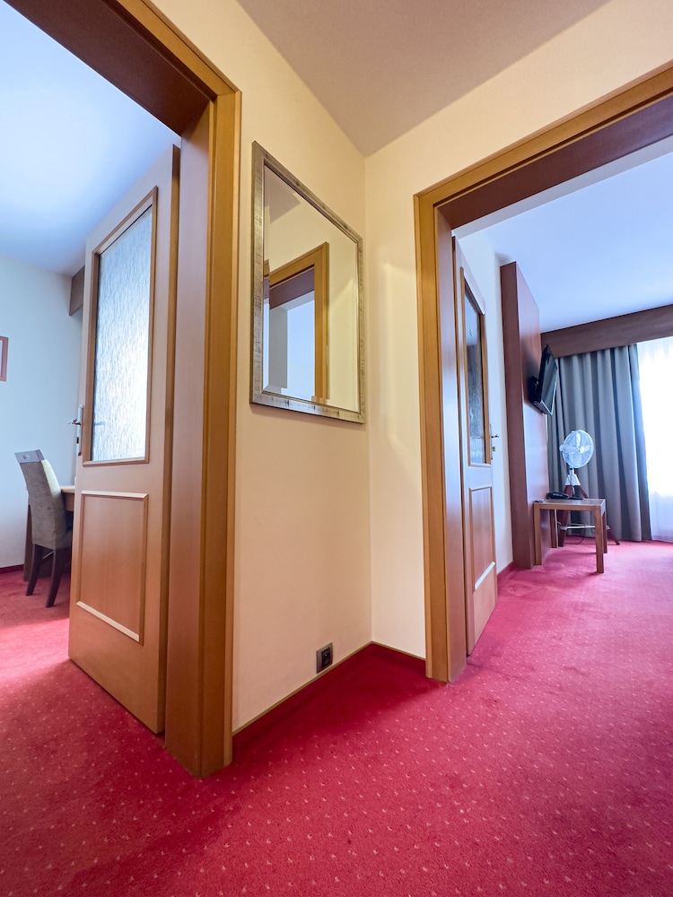 Standard Suite photo 1