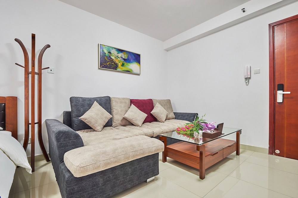 Executive One-Bedroom Apartment