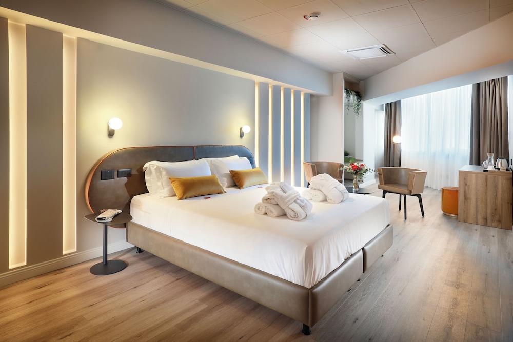 Premium Double or Twin Room, Hill View photo 1