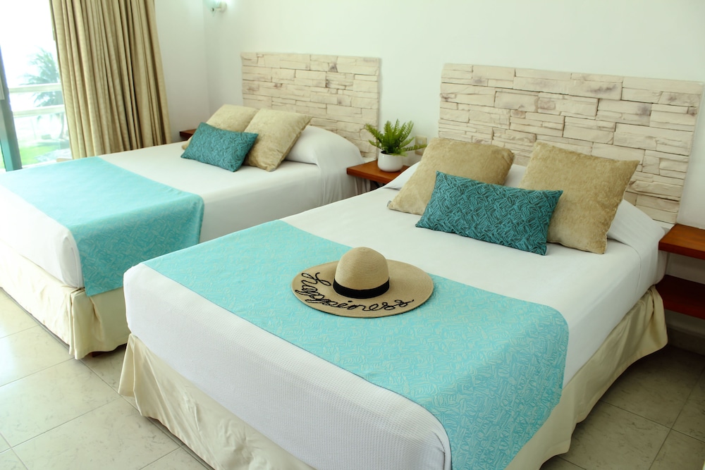 Standard Room, 1 Bedroom, Ocean View, Oceanfront - Photo 16