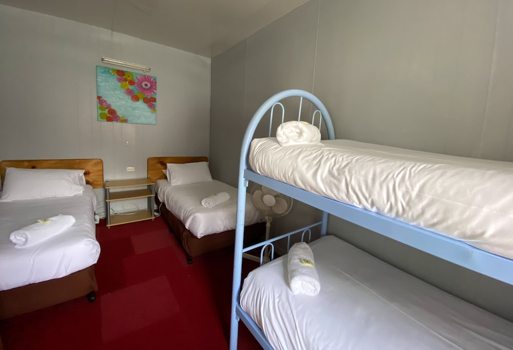 Family Room, Multiple Beds, Non Smoking, Refrigerator & Microwave photo 3