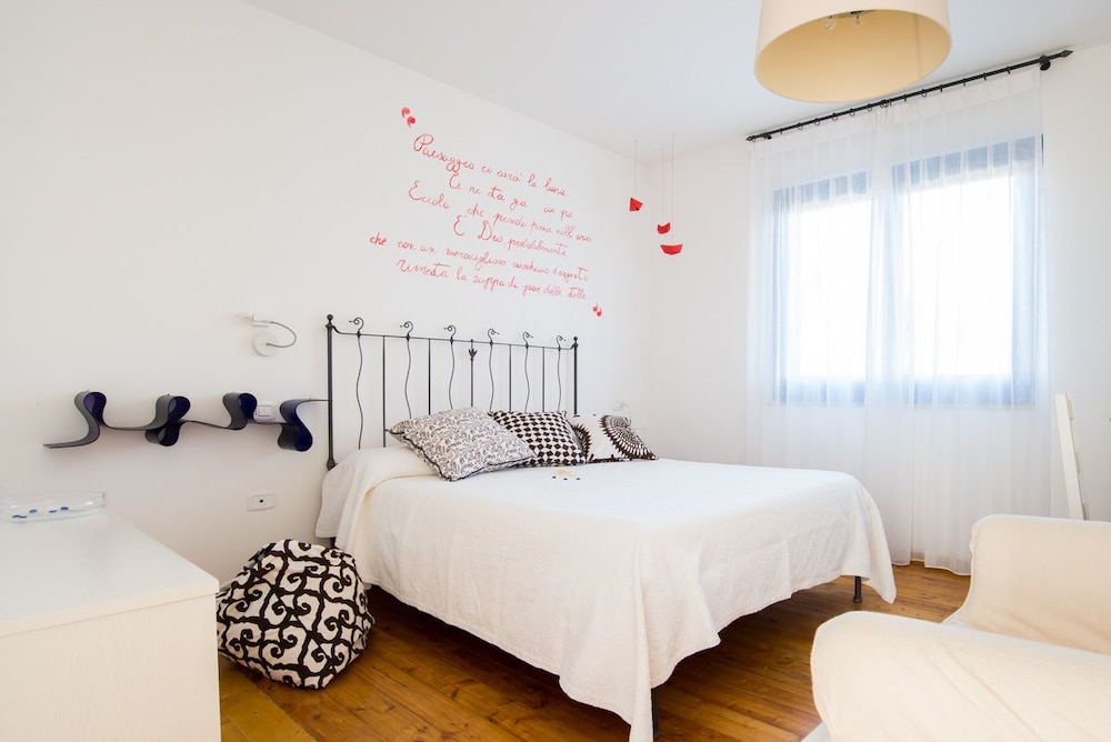Comfort Room photo 1
