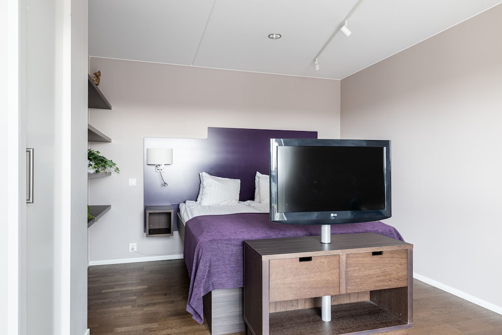 Studio suite with balcony photo 3