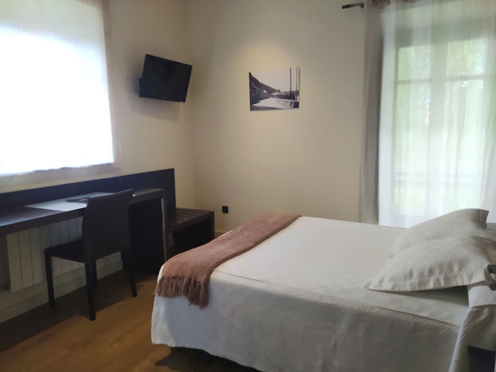 Standard Double Room photo 2