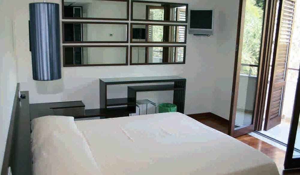 Classic Double or Twin Room